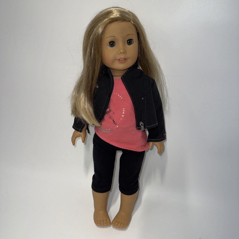 American Girl Doll Isabelle Palmer - Outfit Included. No Shoes